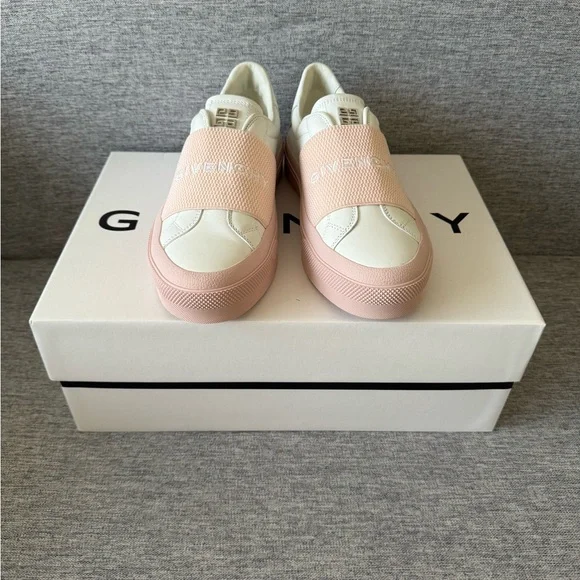 Givenchy City Sneakers in size 37.5–7 US. NIB.! - Picture 3 of 9
